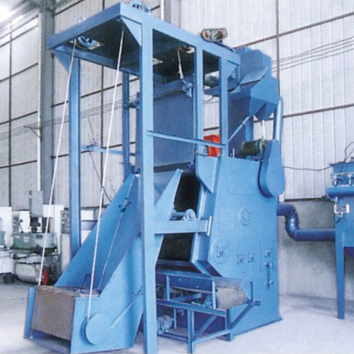 Q32系列自動(dòng)上下料(卷揚(yáng)上料、輸送下料、環(huán)保)履帶拋丸清理機(jī)